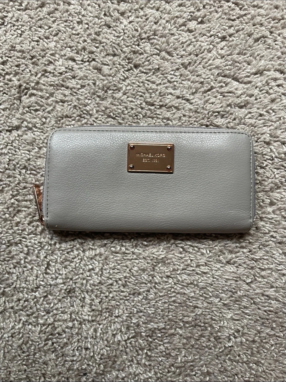 Michael Kors Light Gray Leather Zip Wallet with Gold Plaque